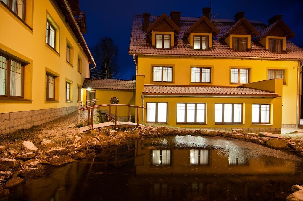Hotel Dobry Klimat Шклярска Поремба Екстериор снимка